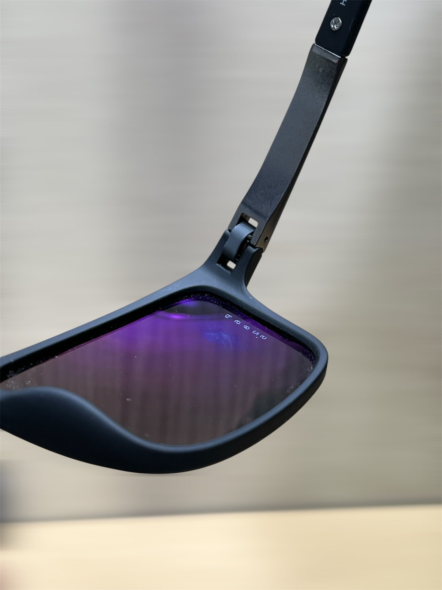 Hugo Boss Anti Reflet - P6825 Italy